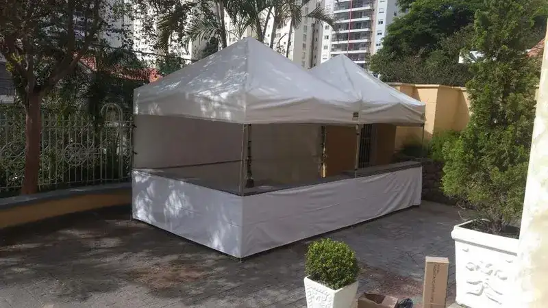 Locação de tenda 3x3